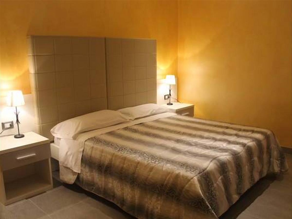 B&B Fiumicino Airport Resort Eksteriør billede